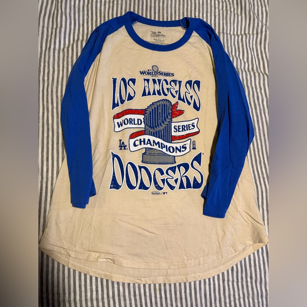 Majestic Dodgers Champions Tee in Blue and Cream